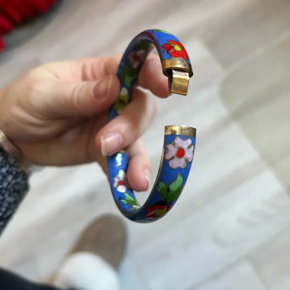 CLOISONNÉ BLUE Colorful Floral Bangle Bracelet 7 inches - Picture 6 of 6